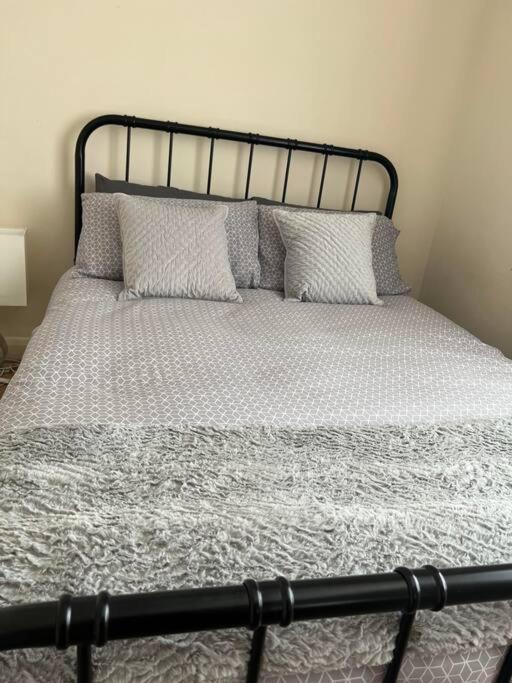 1 Bedroom Flat Sleeps 4 In Abingdon Oxfordshire Экстерьер фото
