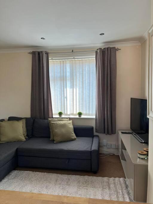 1 Bedroom Flat Sleeps 4 In Abingdon Oxfordshire Экстерьер фото
